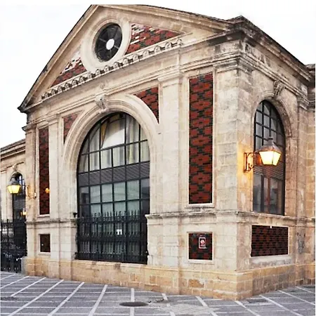 Plaza Esteve Апартаменти